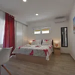 Borna & Roko Apartments Free Parking